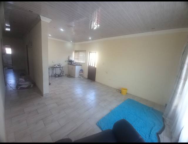 3 BEDROOM HOUSE FOR SALE IN TSAKANE